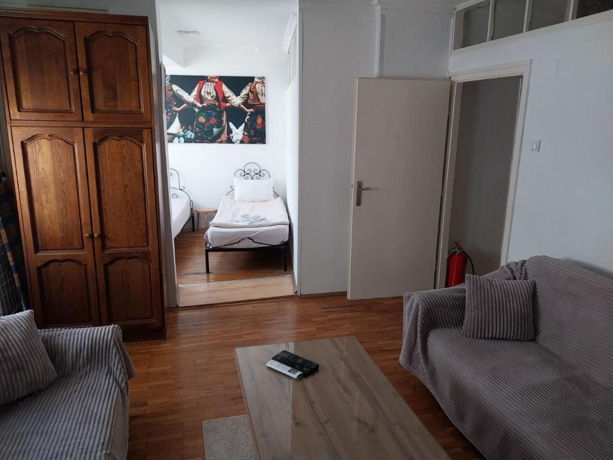 Budget Apartment Balkanika ベオグラード エクステリア 写真