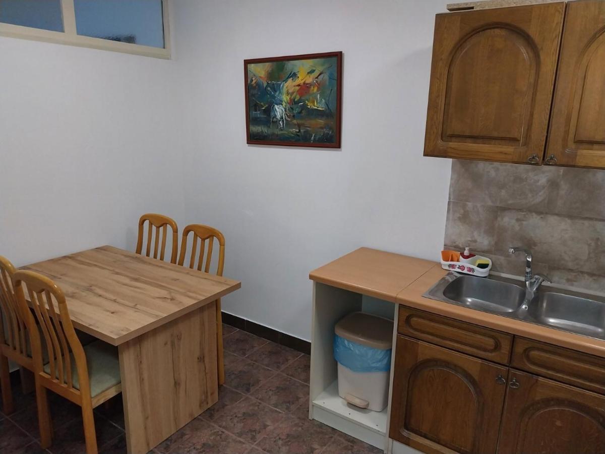 Budget Apartment Balkanika ベオグラード エクステリア 写真