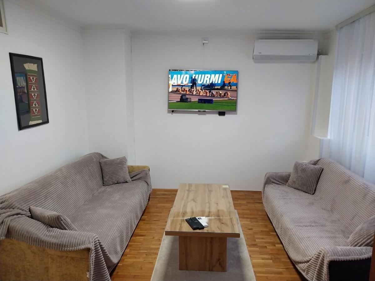 Budget Apartment Balkanika ベオグラード エクステリア 写真